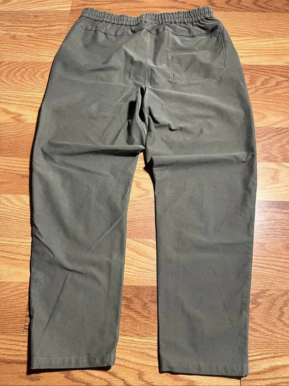 No Brand cuts men’s